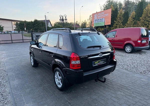 Hyundai Tucson cena 17900 przebieg: 241124, rok produkcji 2006 z Kędzierzyn-Koźle małe 742